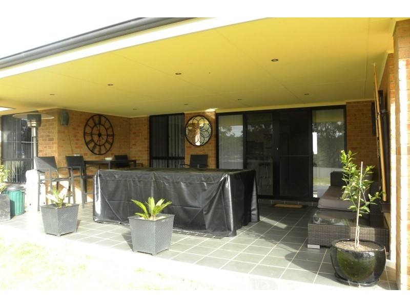 18 Jordan Place, Young NSW 2594