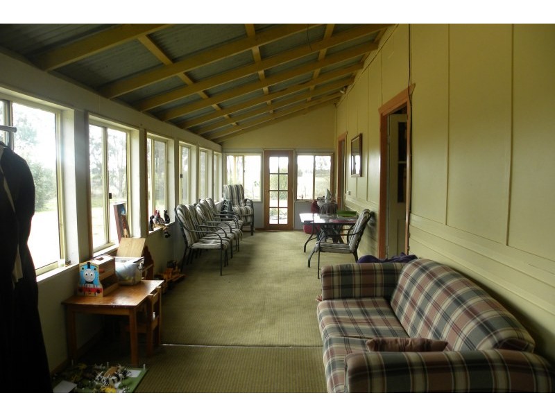 265 Peels Lane, Young NSW 2594