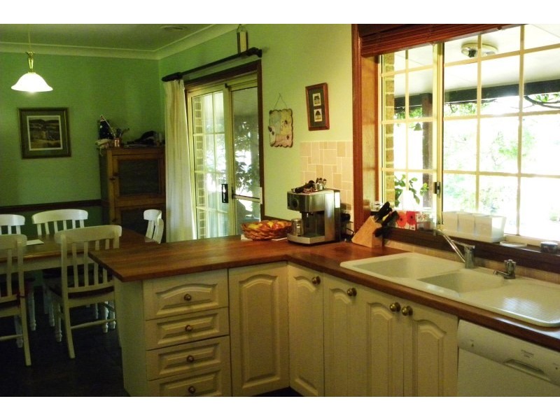 147 Willawong Street, Young NSW 2594