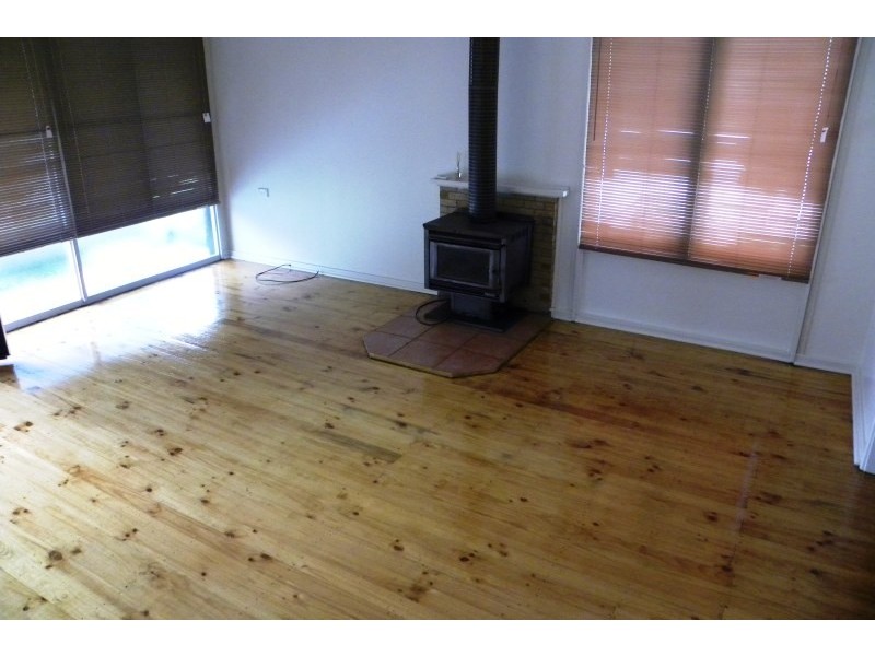 41 Taylor Road, Young NSW 2594