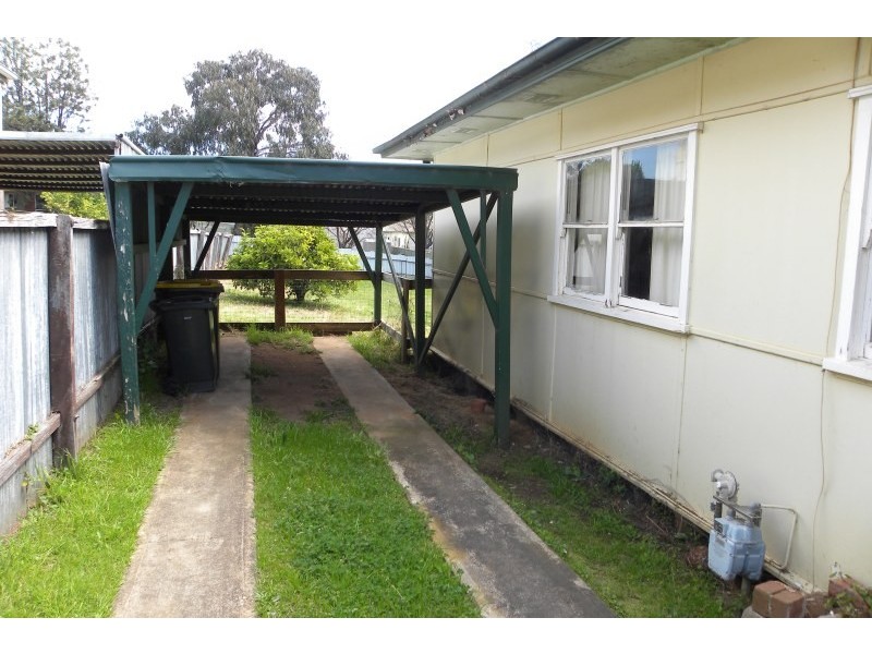 9 Bruce Street, Young NSW 2594