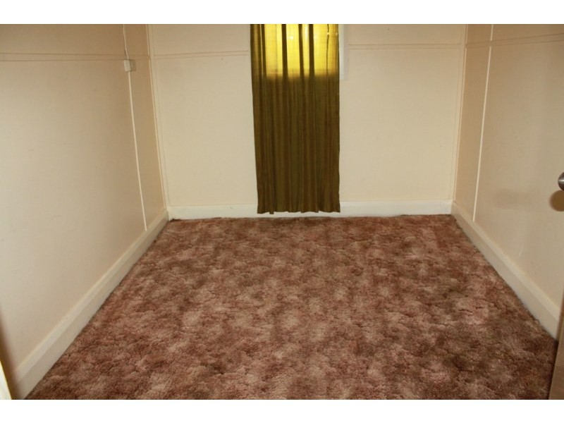 22 Yass Street, Young NSW 2594