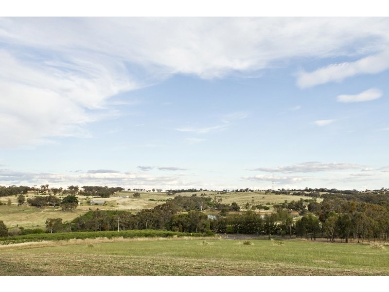 23 Cherry Vale Place, Young NSW 2594