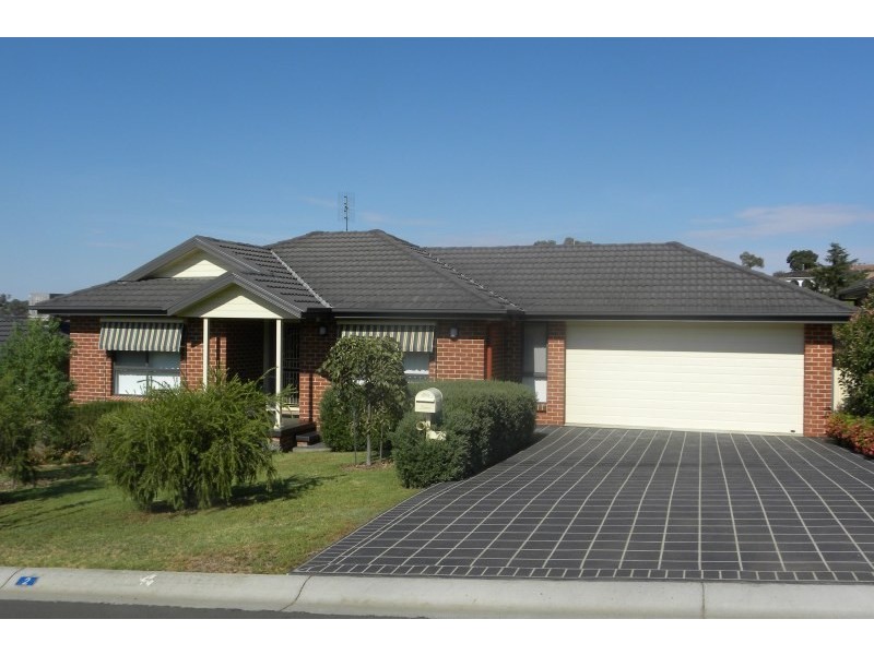 2 Hambrook Place, Young NSW 2594