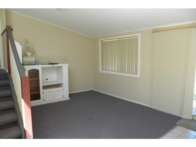 45 Fontenoy Street, Young NSW 2594