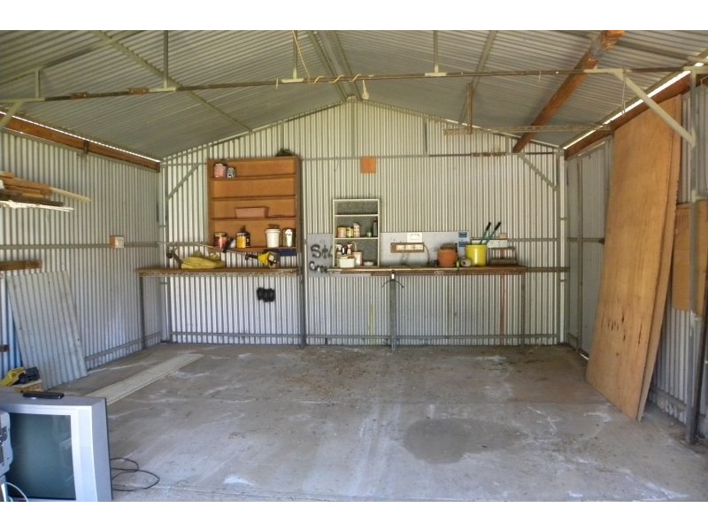 45 Fontenoy Street, Young NSW 2594