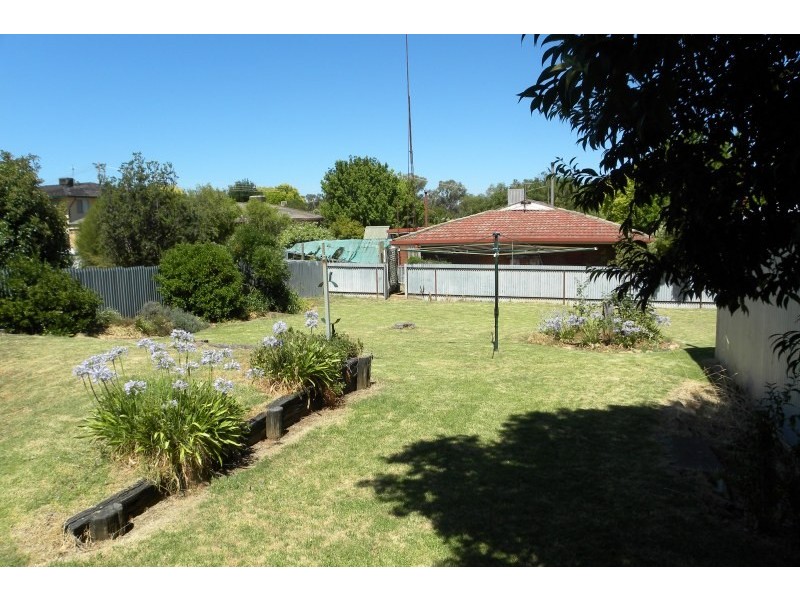 45 Fontenoy Street, Young NSW 2594