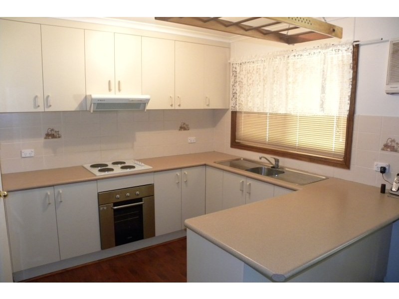 219 Pattersons Lane, Young NSW 2594