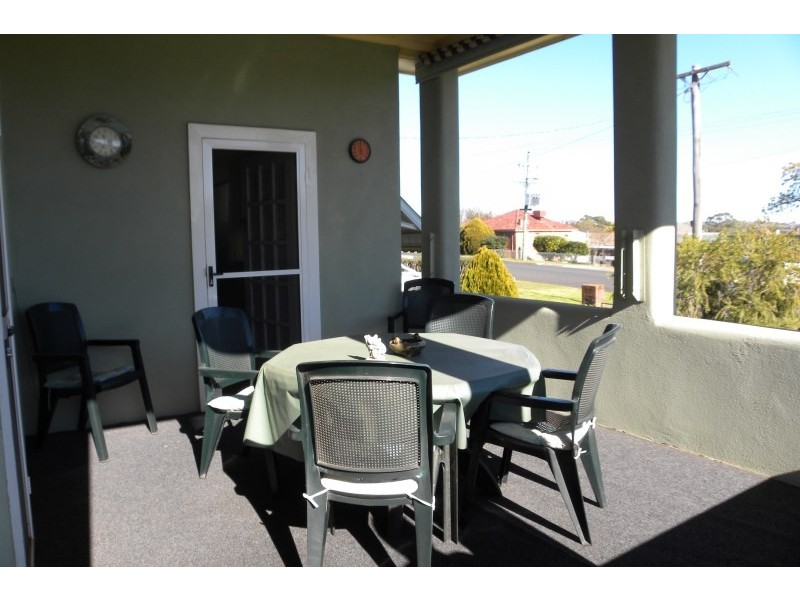 30 Mclerie Street, Young NSW 2594