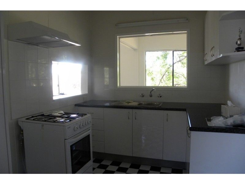 6 Dwyer Drive, Young NSW 2594