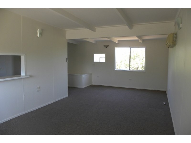 6 Dwyer Drive, Young NSW 2594