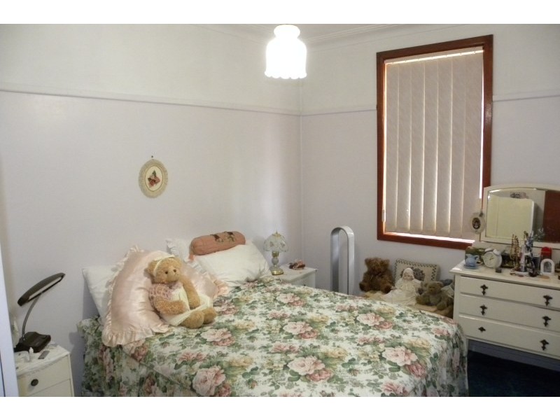 14 Florence Street, Young NSW 2594