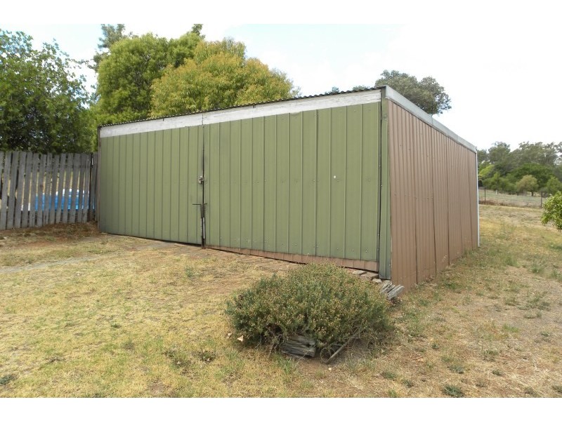 14 Florence Street, Young NSW 2594