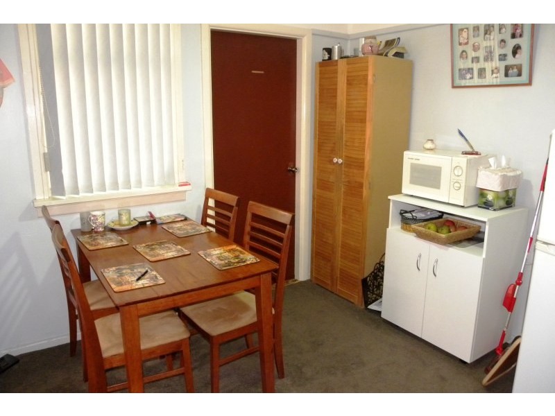 14 Florence Street, Young NSW 2594