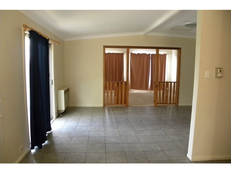 12 Milong Street, Young NSW 2594