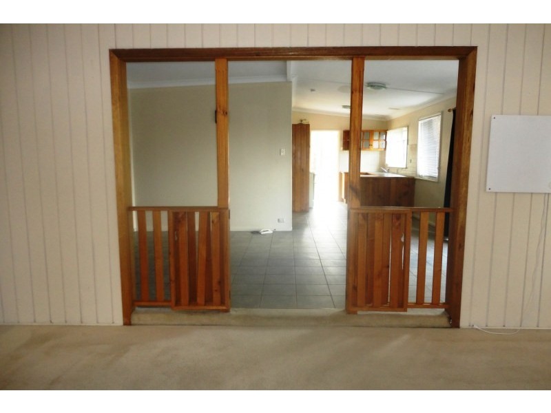 12 Milong Street, Young NSW 2594