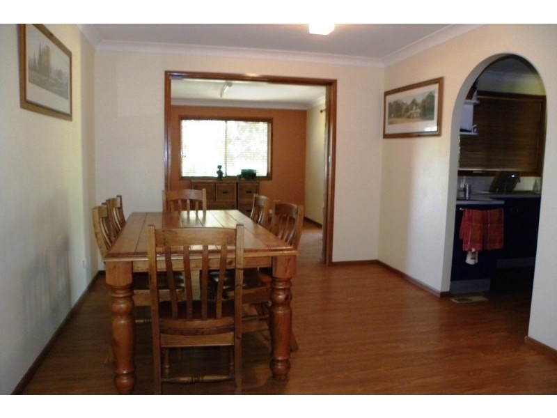 89 Fontenoy Street, Young NSW 2594