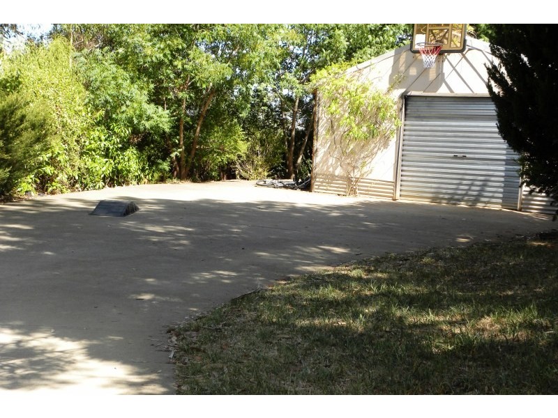 89 Fontenoy Street, Young NSW 2594