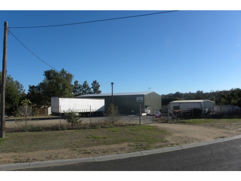 93 Old Temora Road, Young NSW 2594