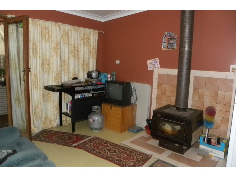 11 Talbot Street, Quandialla NSW 2721