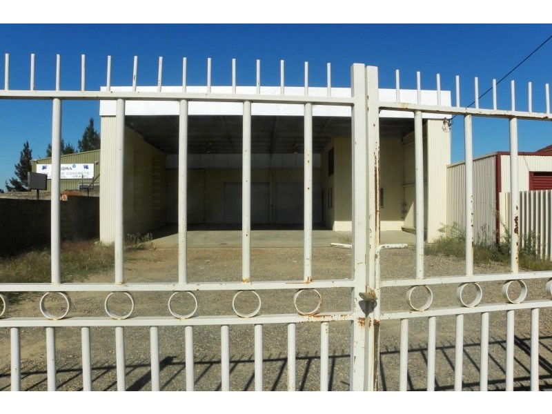 344 Boorowa Street, Young NSW 2594