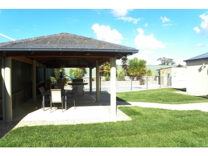 6 Jake Miller Place, Young NSW 2594