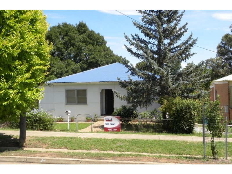 3 Main Street, Young NSW 2594
