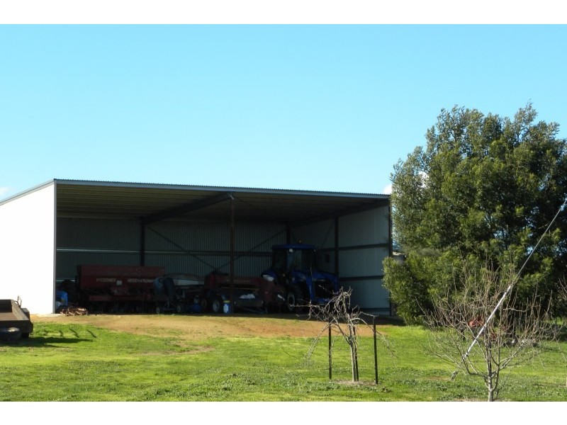 1 Bonnington Road, Young NSW 2594