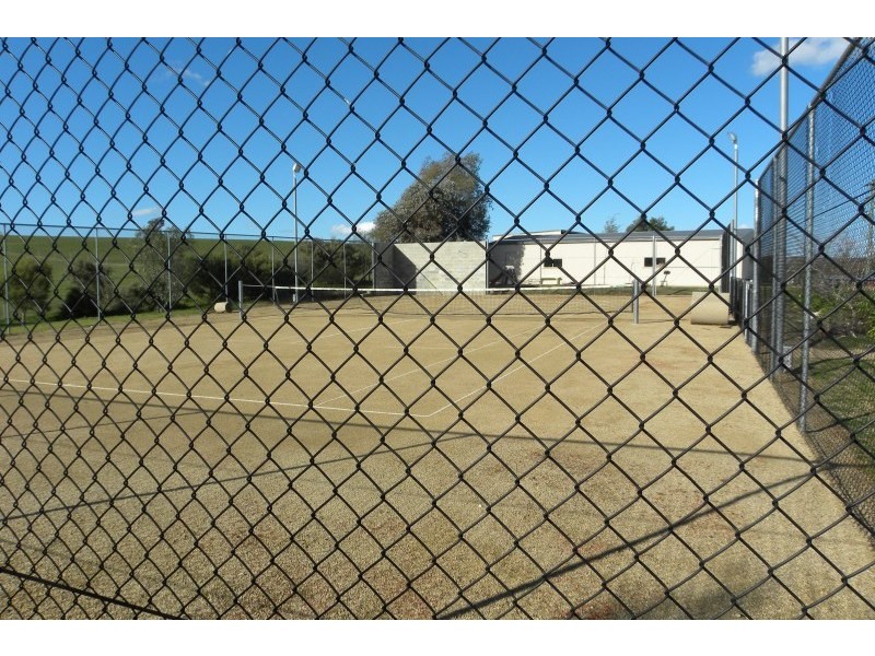 1 Bonnington Road, Young NSW 2594