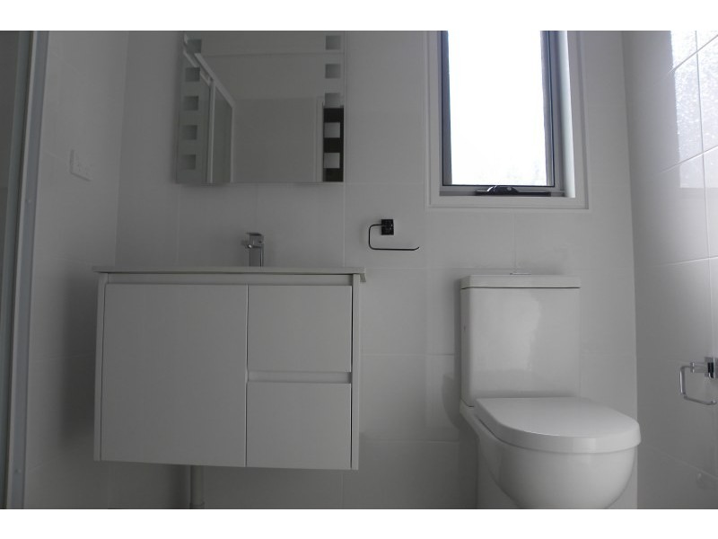 17 Henry Place, Young NSW 2594