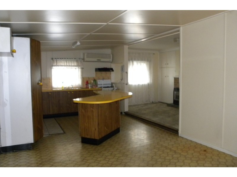 172 Nasmyth Street, Young NSW 2594