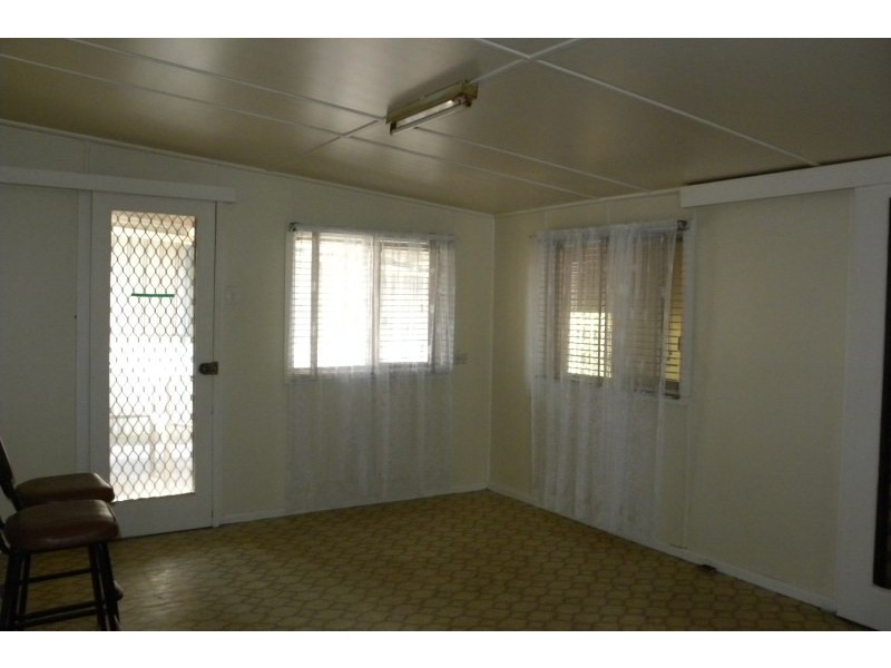 172 Nasmyth Street, Young NSW 2594