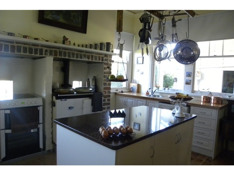 40 Tout Place, Young NSW 2594