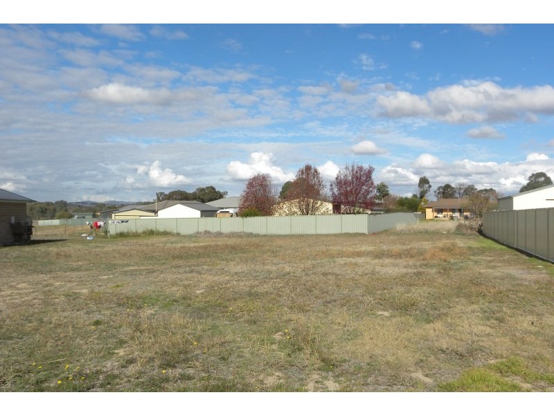 33 Harold Conkey Avenue, Cootamundra NSW 2590