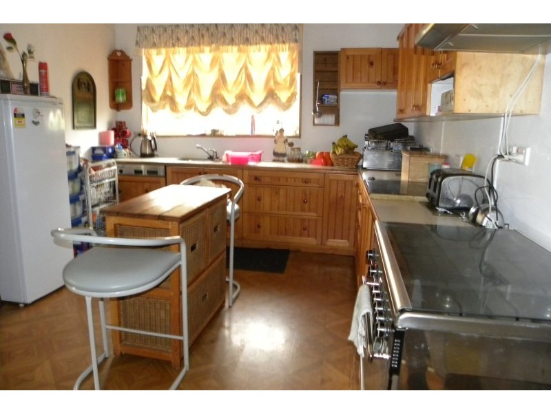 23 Brock Street, Young NSW 2594