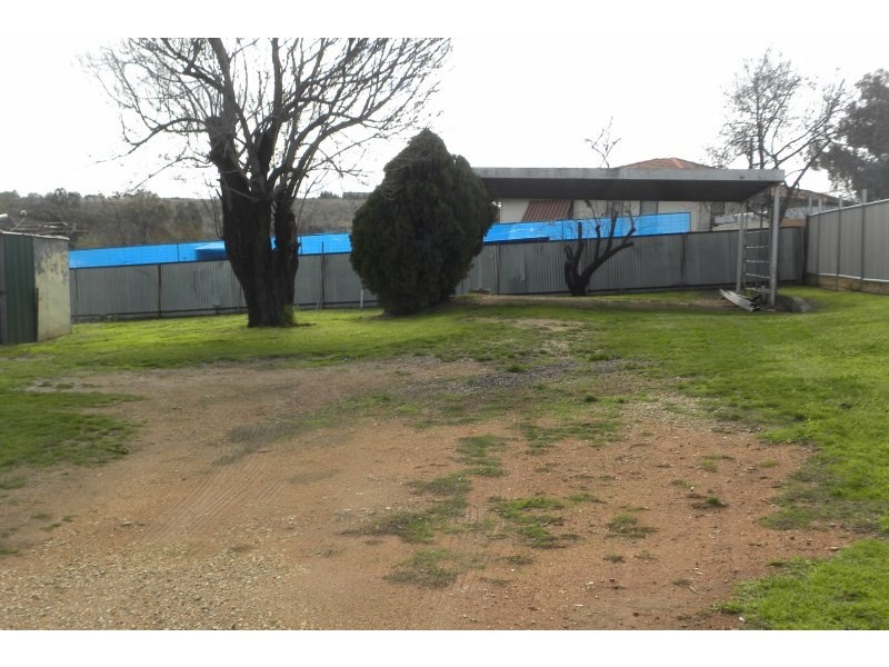 23 Brock Street, Young NSW 2594