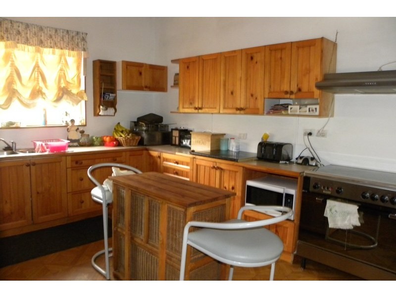 23 Brock Street, Young NSW 2594