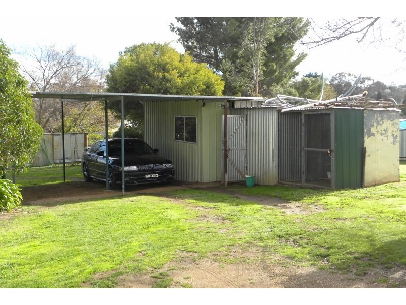 23 Brock Street, Young NSW 2594