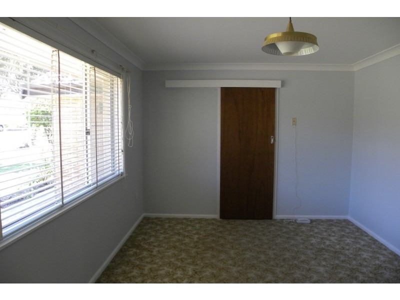 5 Memagong Street, Young NSW 2594