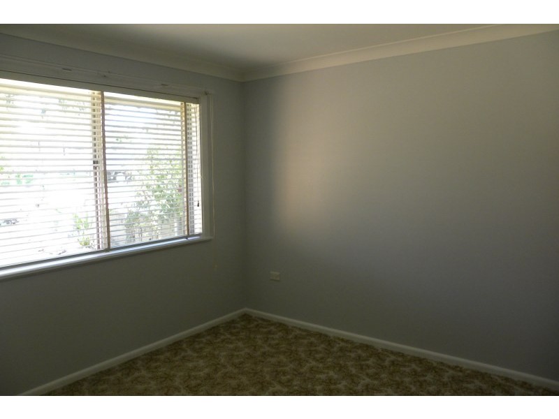 5 Memagong Street, Young NSW 2594