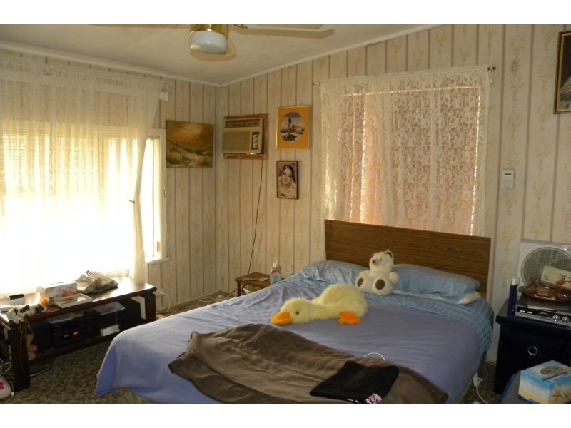 50 Murringo Street, Young NSW 2594