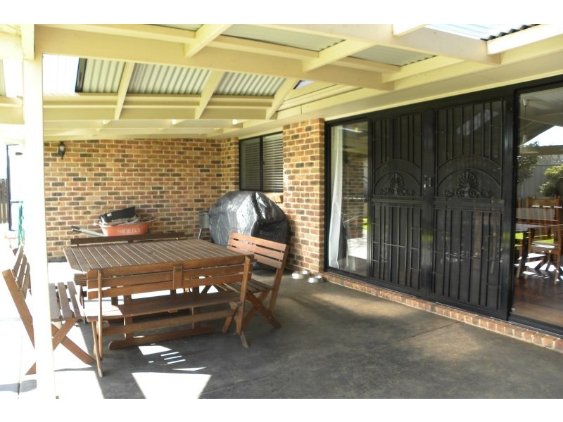 11  Mathew Crescent, Young NSW 2594