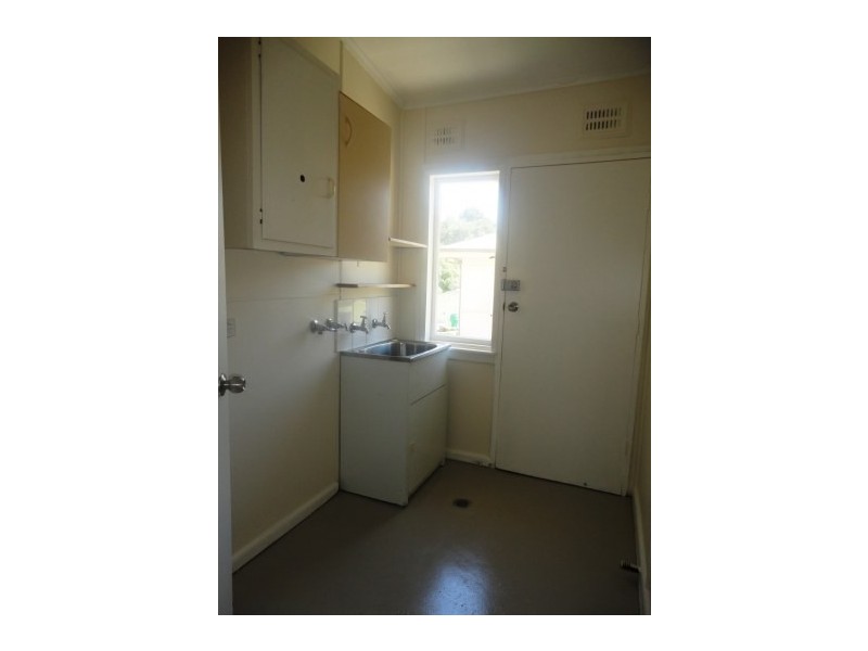 35 Taylor Road, Young NSW 2594