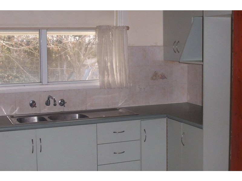 38 Currawong Street, Young NSW 2594