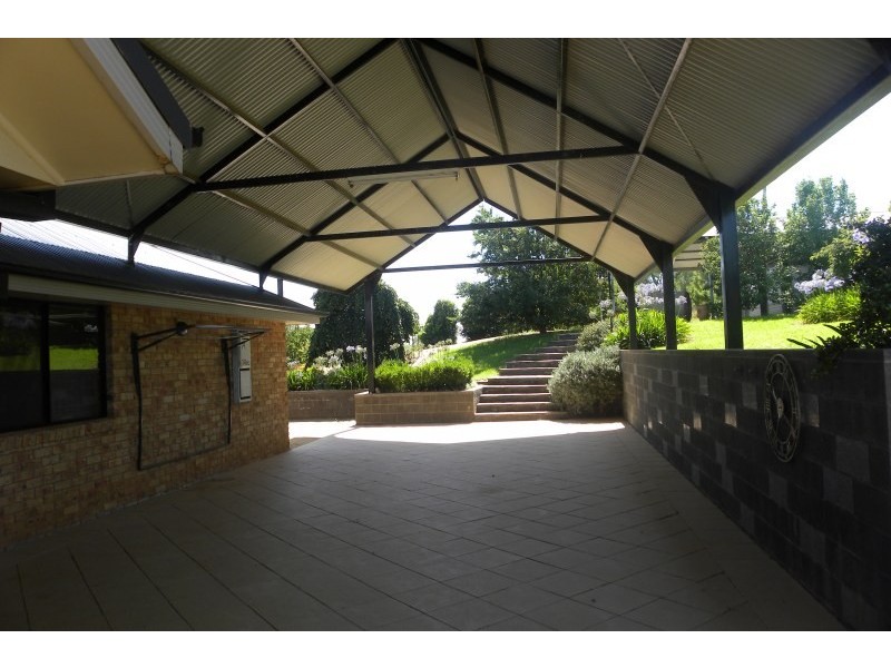107 Wickham Lane, Young NSW 2594
