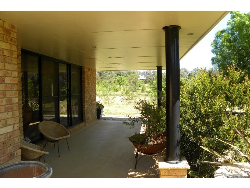107 Wickham Lane, Young NSW 2594