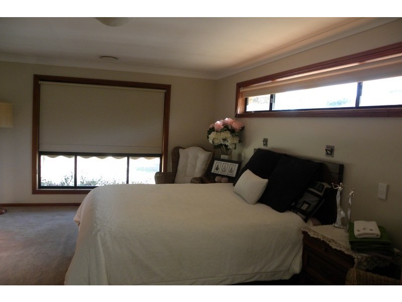 107 Wickham Lane, Young NSW 2594