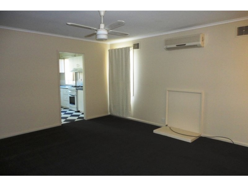 108 Berthong Street, Young NSW 2594