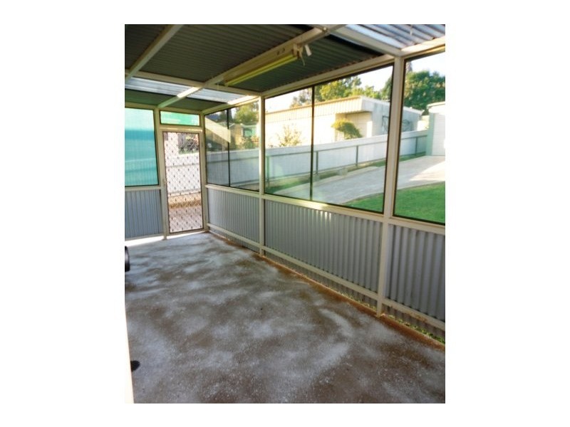 108 Berthong Street, Young NSW 2594