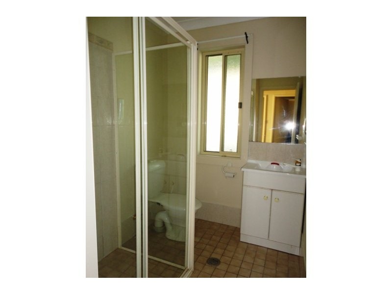 108 Berthong Street, Young NSW 2594